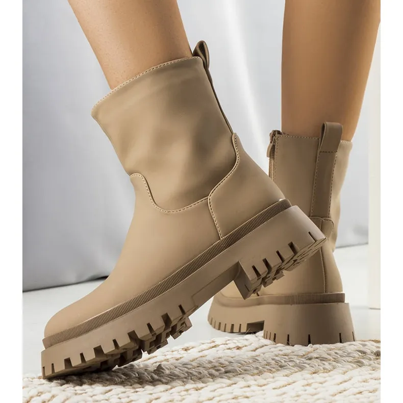 Basil brown insulated boots