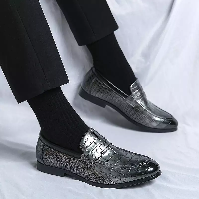 Casual shoes slip-on loafers driving shoes wedding shoes