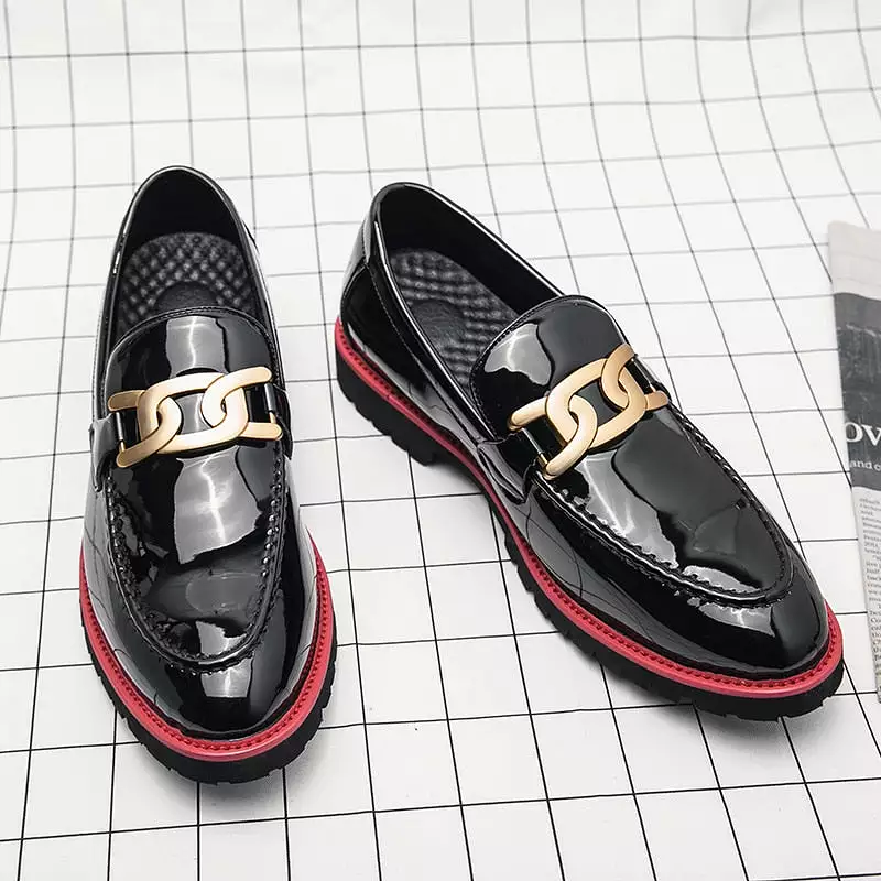 Embroidery Belt Buckle Decoration Slip-On Casual Shoes Low Heel Comfortable Classic Men Shoes