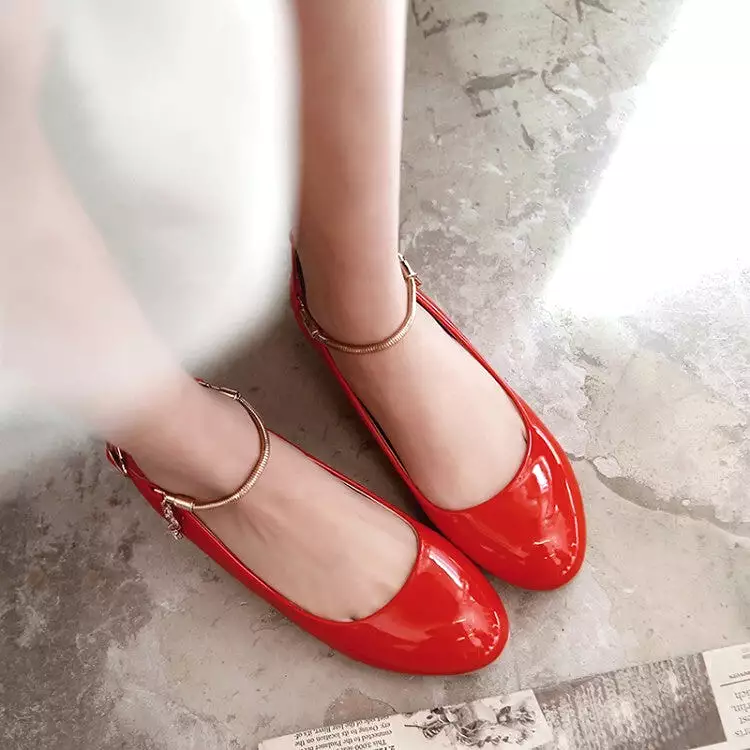 Women's Glossy Round Toe Shallow Metal Ankle Strap Flat Pumps